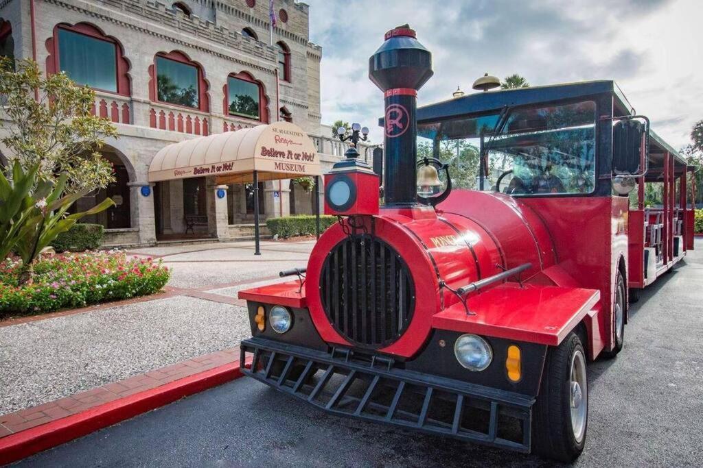 סיינט אגוסטין Cozy Quiet St Augustine Private Condo - 2Bed, 1 Bath, Sleeps 6, Steps To Historic St Augustine Center & All Tourist Attractions, Restaurants, Cafes, Backyard, Porch מראה חיצוני תמונה